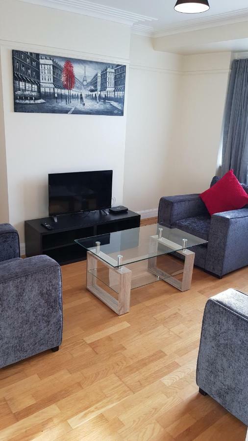 בארנט Elegant And Spacious 2 Bedroom מראה חיצוני תמונה