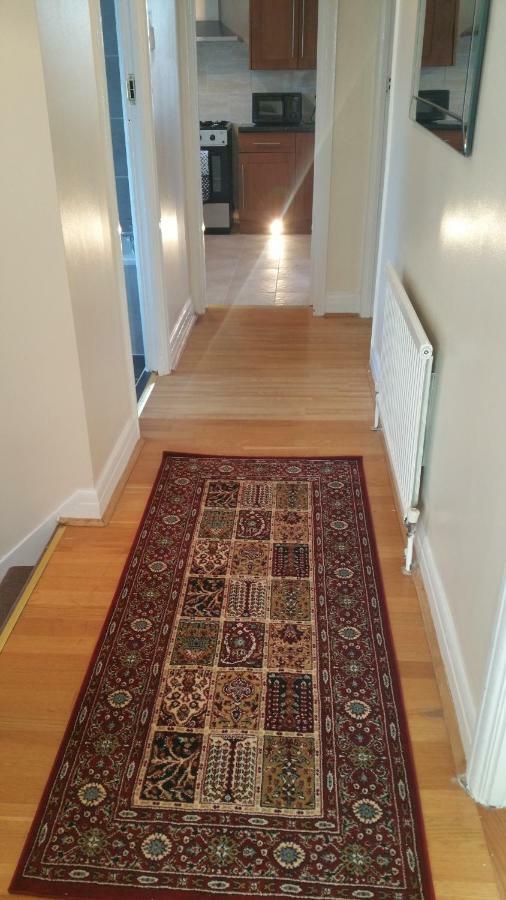 בארנט Elegant And Spacious 2 Bedroom מראה חיצוני תמונה