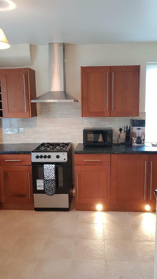 בארנט Elegant And Spacious 2 Bedroom מראה חיצוני תמונה