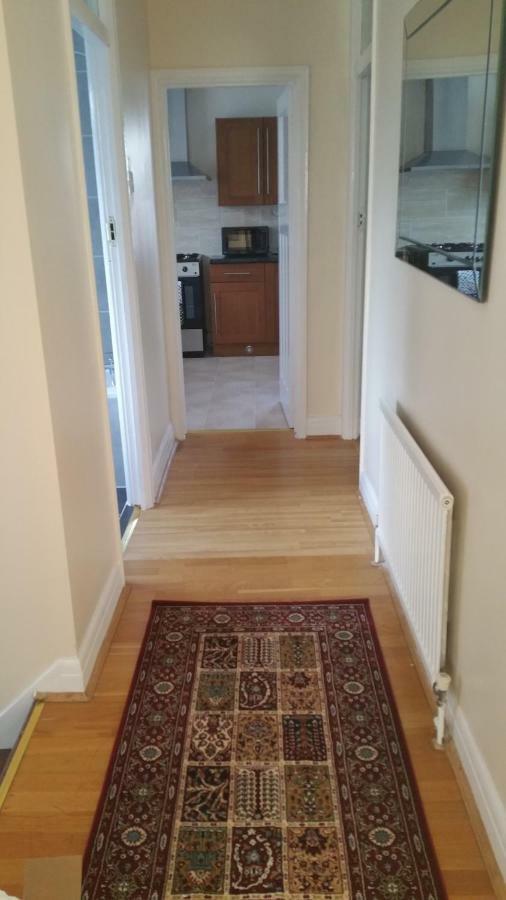 בארנט Elegant And Spacious 2 Bedroom מראה חיצוני תמונה