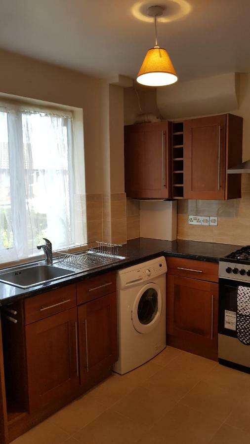 בארנט Elegant And Spacious 2 Bedroom מראה חיצוני תמונה